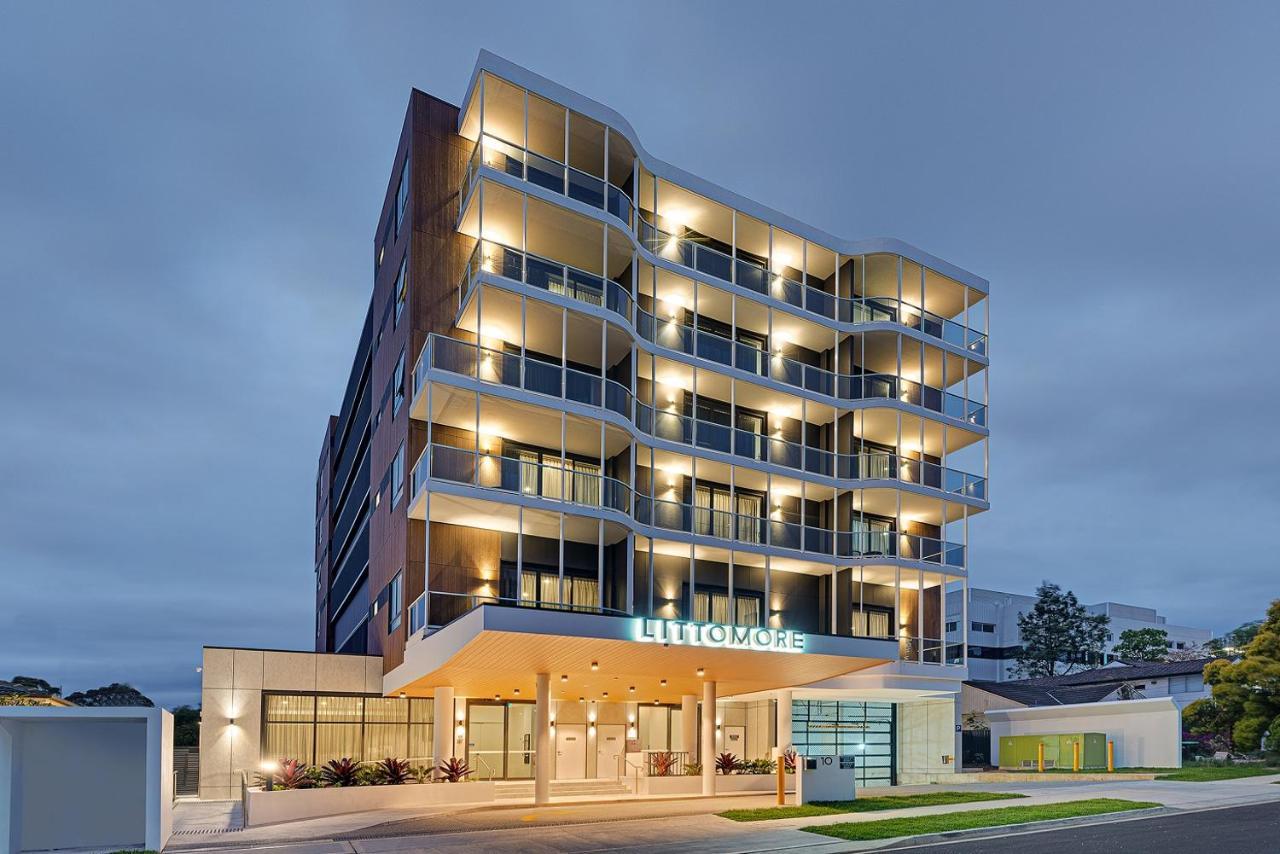 Littomore Suites Kingswood 펜리스 외부 사진